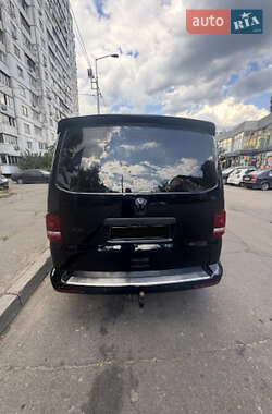 Минивэн Volkswagen Transporter 2012 в 