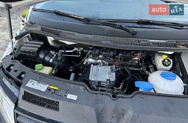 Грузовой фургон Volkswagen Transporter 2018 в 