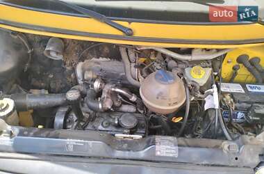 Минивэн Volkswagen Transporter 2000 в 
