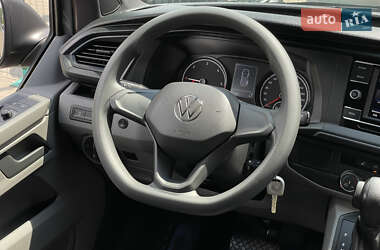 Минивэн Volkswagen Transporter 2021 в 