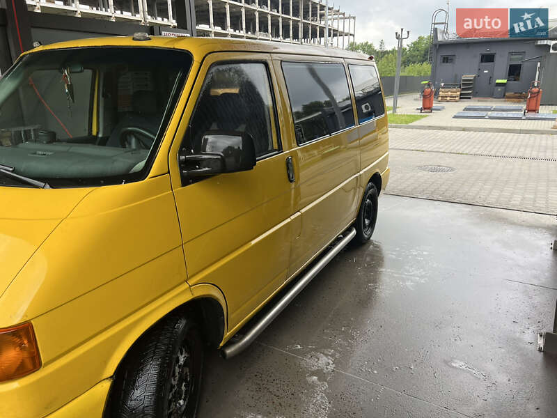 Минивэн Volkswagen Transporter 2000 в Львове