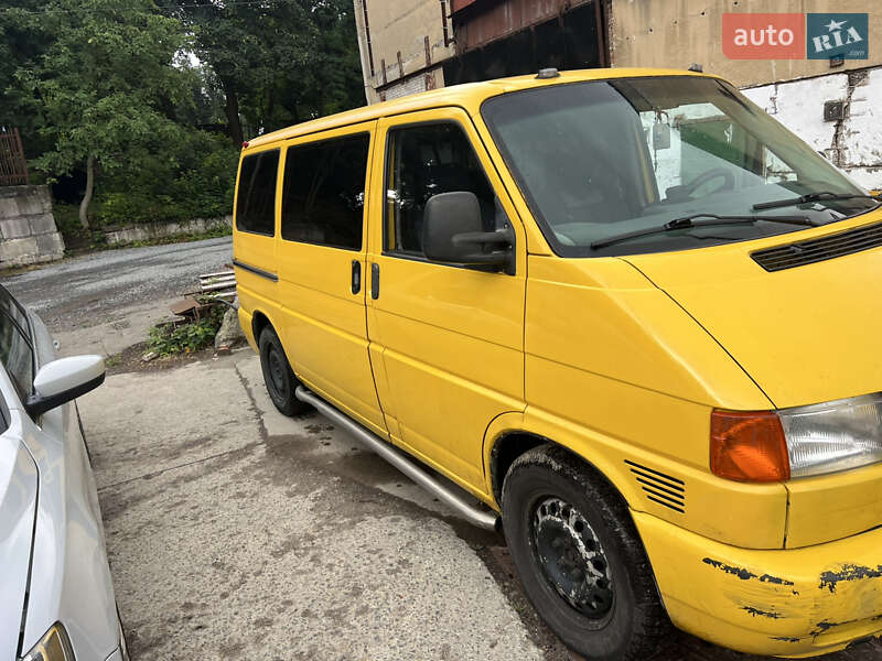 Минивэн Volkswagen Transporter 2000 в Львове
