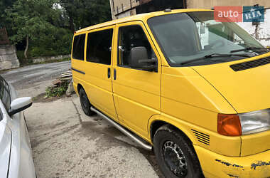 Минивэн Volkswagen Transporter 2000 в 