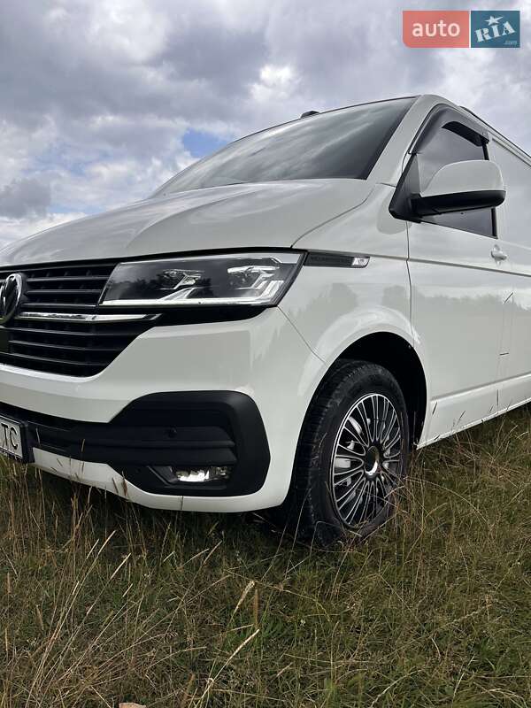Грузовой фургон Volkswagen Transporter 2020 в Львове