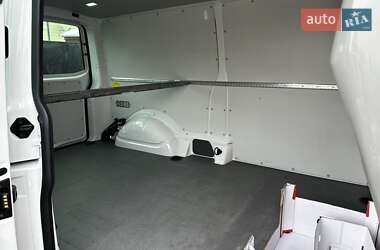 Грузовой фургон Volkswagen Transporter 2020 в 