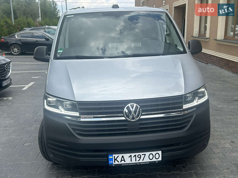Грузовой фургон Volkswagen Transporter 2020 в 