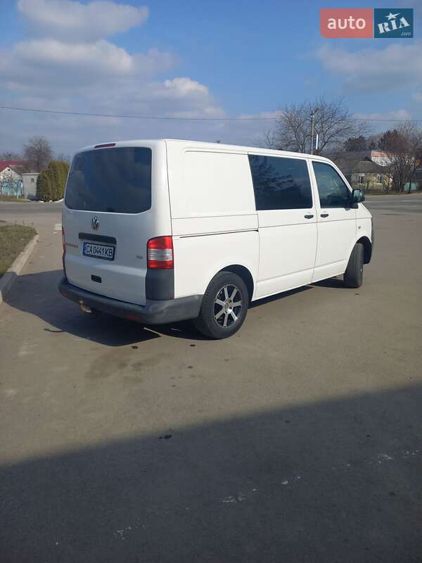 Минивэн Volkswagen Transporter 2012 в Умани