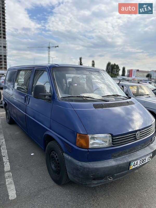 Минивэн Volkswagen Transporter 2001 в Киеве
