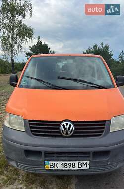 Мінівен Volkswagen Transporter 2009 в Глинне