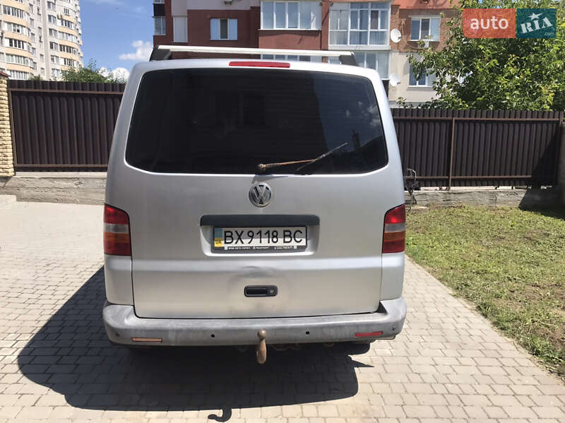 Минивэн Volkswagen Transporter 2004 в Хмельницком
