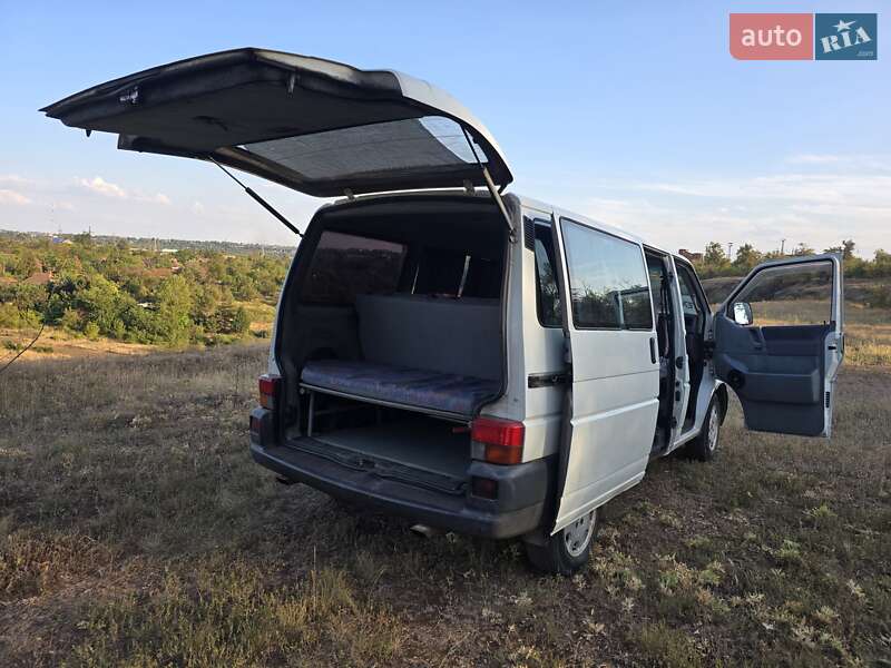 Минивэн Volkswagen Transporter 1999 в Кривом Роге