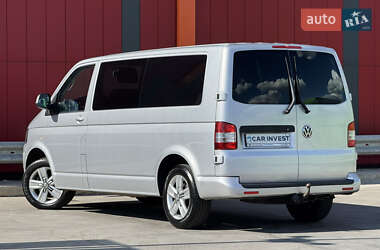 Минивэн Volkswagen Transporter 2012 в 