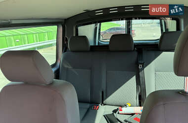 Минивэн Volkswagen Transporter 2012 в 