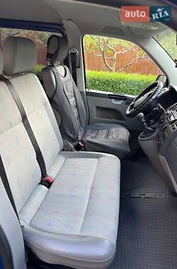 Минивэн Volkswagen Transporter 2009 в 
