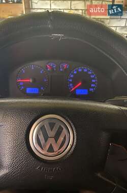 Минивэн Volkswagen Transporter 2004 в 