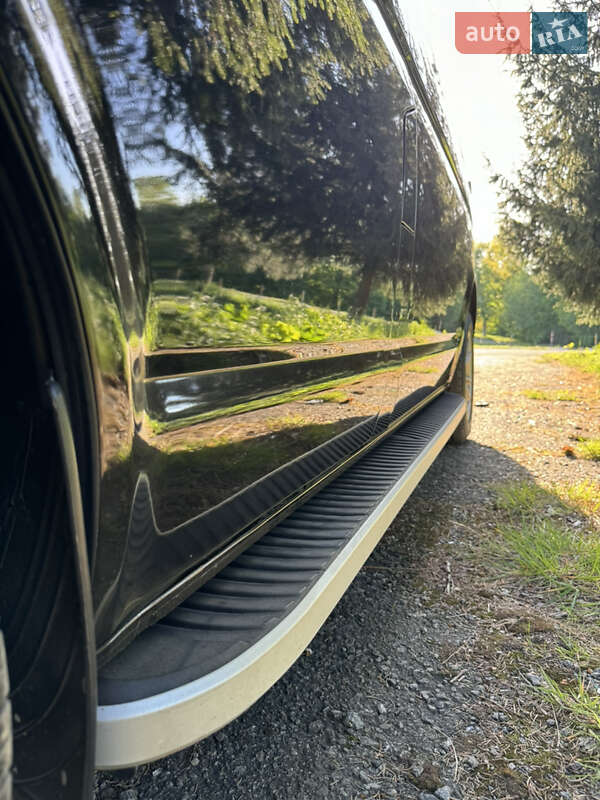 Мінівен Volkswagen Transporter 2004 в Стрию