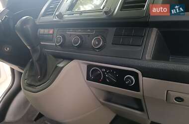 Минивэн Volkswagen Transporter 2018 в 