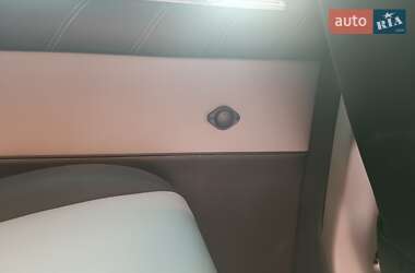 Минивэн Volkswagen Transporter 2018 в 