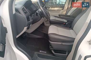 Минивэн Volkswagen Transporter 2018 в 