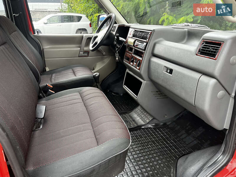 Минивэн Volkswagen Transporter 2001 в Чернигове