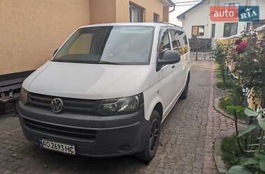 Минивэн Volkswagen Transporter 2013 в 