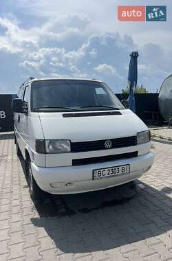 Минивэн Volkswagen Transporter 2000 в Жовкве