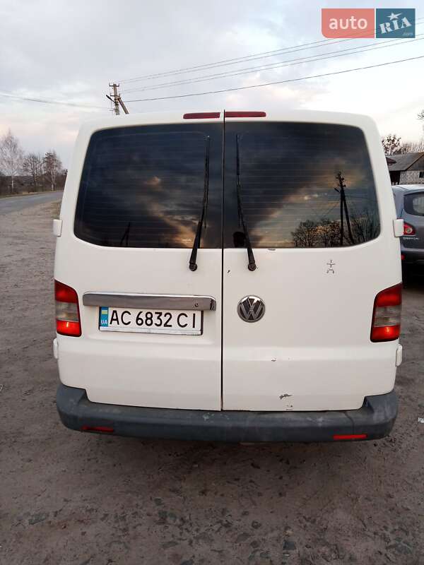 Мінівен Volkswagen Transporter 2005 в Камені-Каширському