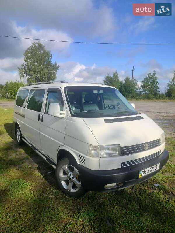 Минивэн Volkswagen Transporter 2003 в Рокитном