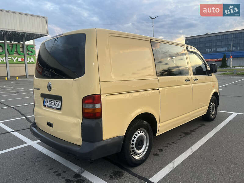 Мінівен Volkswagen Transporter 2007 в Києві