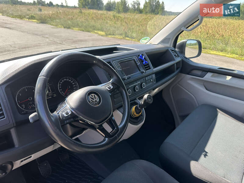 Вантажний фургон Volkswagen Transporter 2019 в Луцьку