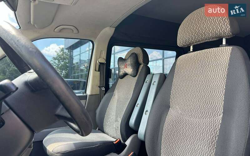 Минивэн Volkswagen Transporter 2005 в Ивано-Франковске