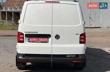 Грузовой фургон Volkswagen Transporter 2015 в 