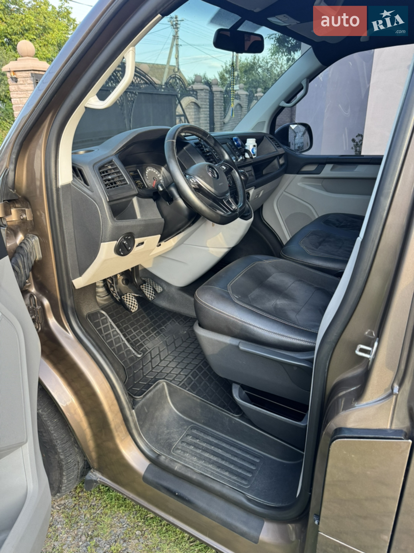 2016 Volkswagen Transporter - мініатюра 30