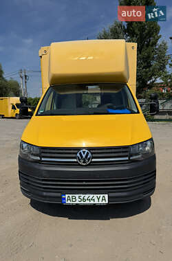 Грузовой фургон Volkswagen Transporter 2015 в Виннице