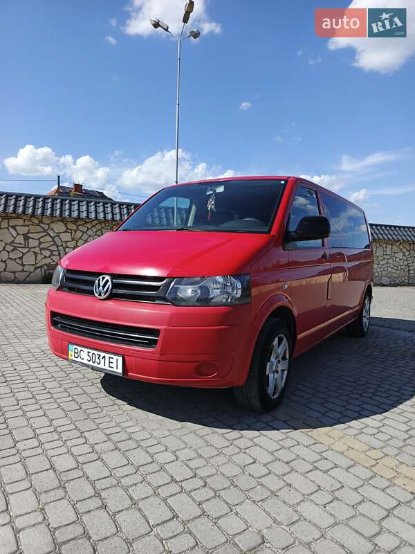 Минивэн Volkswagen Transporter 2010 в Львове