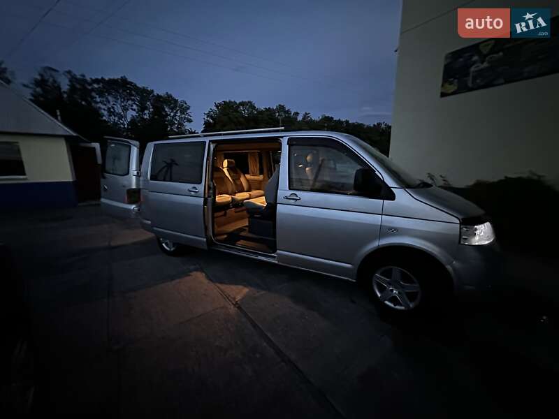 Мінівен Volkswagen Transporter 2004 в Надвірній