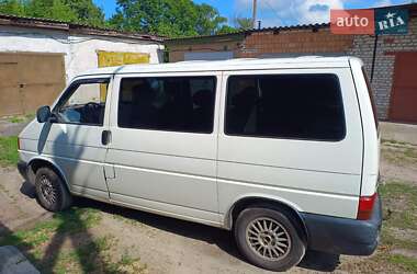 Минивэн Volkswagen Transporter 2000 в 