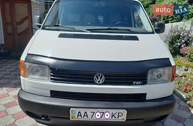 Мінівен Volkswagen Transporter 2000 в 