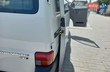 Мінівен Volkswagen Transporter 2000 в 