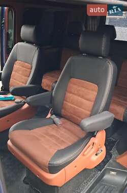 Минивэн Volkswagen Transporter 2003 в 