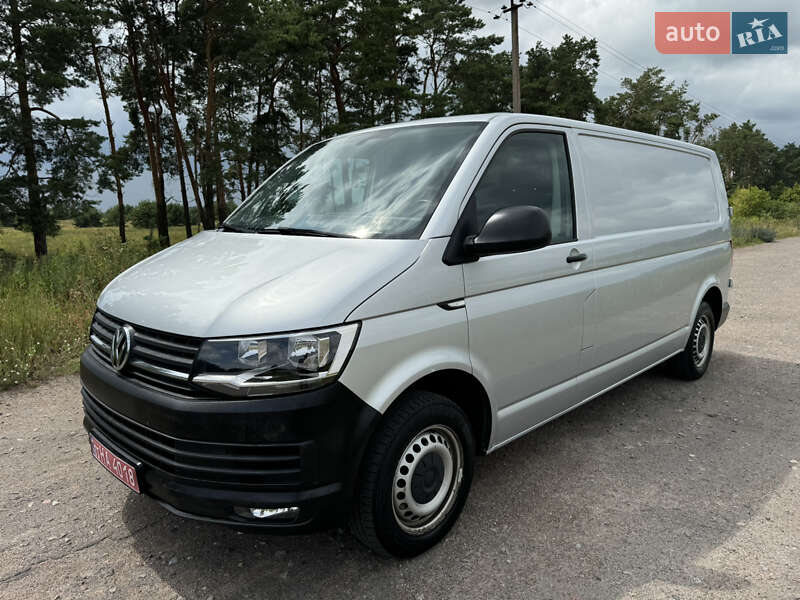 Грузовой фургон Volkswagen Transporter 2019 в 