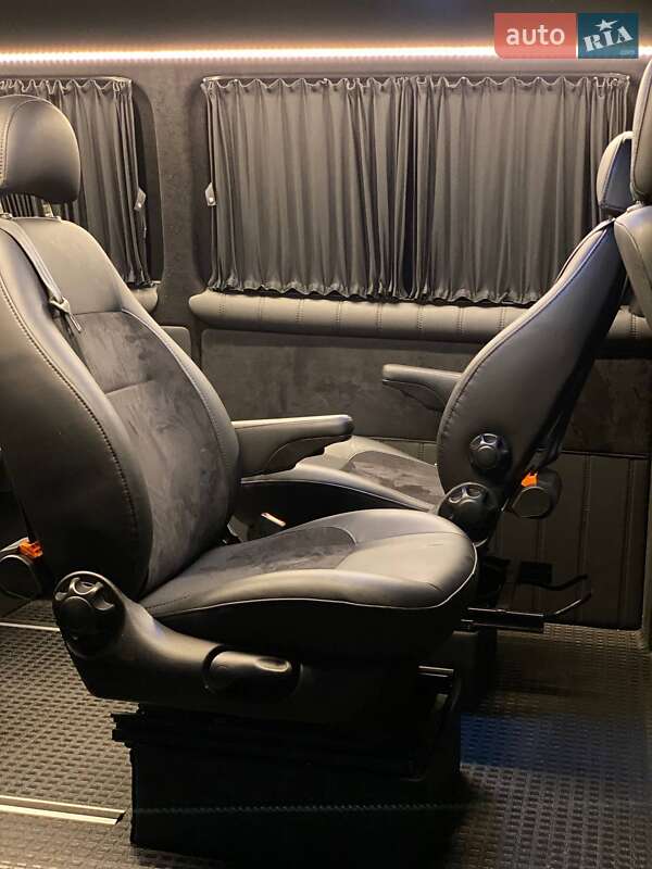 Минивэн Volkswagen Transporter 2018 в Запорожье