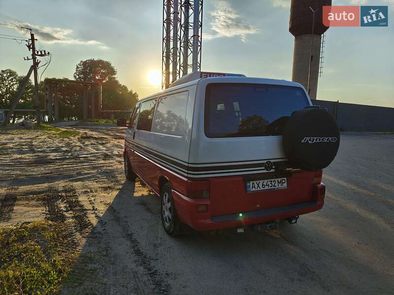 Грузопассажирский фургон Volkswagen Transporter 2000 в Харькове