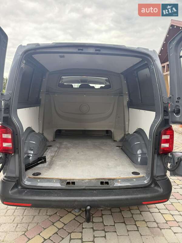 Микроавтобус Volkswagen Transporter 2018 в Калуше
