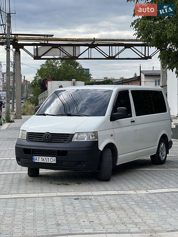 Минивэн Volkswagen Transporter 2004 в Ивано-Франковске