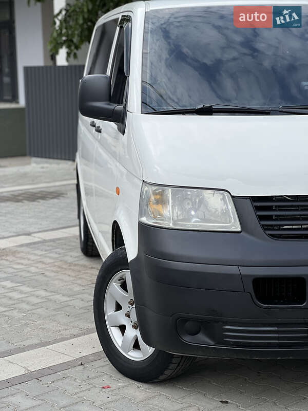 Минивэн Volkswagen Transporter 2004 в Ивано-Франковске