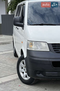 Минивэн Volkswagen Transporter 2004 в 