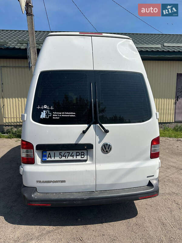 Минивэн Volkswagen Transporter 2015 в Брусилове