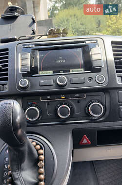Минивэн Volkswagen Transporter 2015 в 