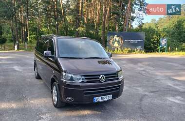 Минивэн Volkswagen Transporter 2012 в 